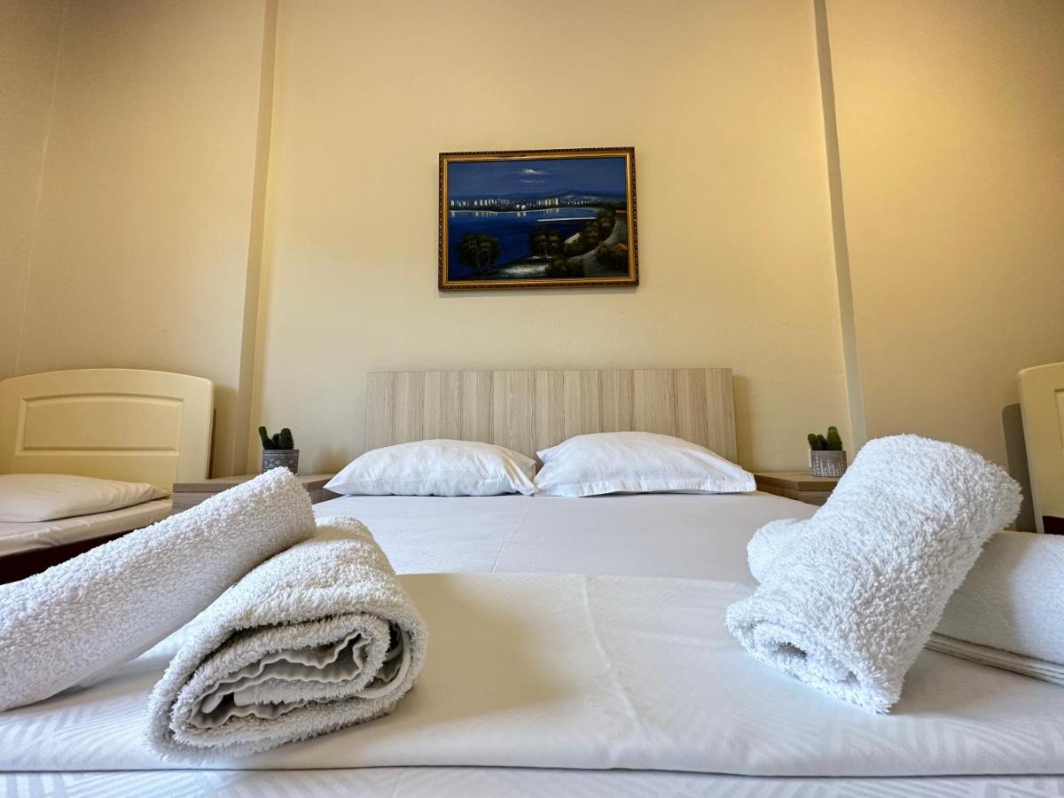Rias Seaside Apartments Vlore Luaran gambar