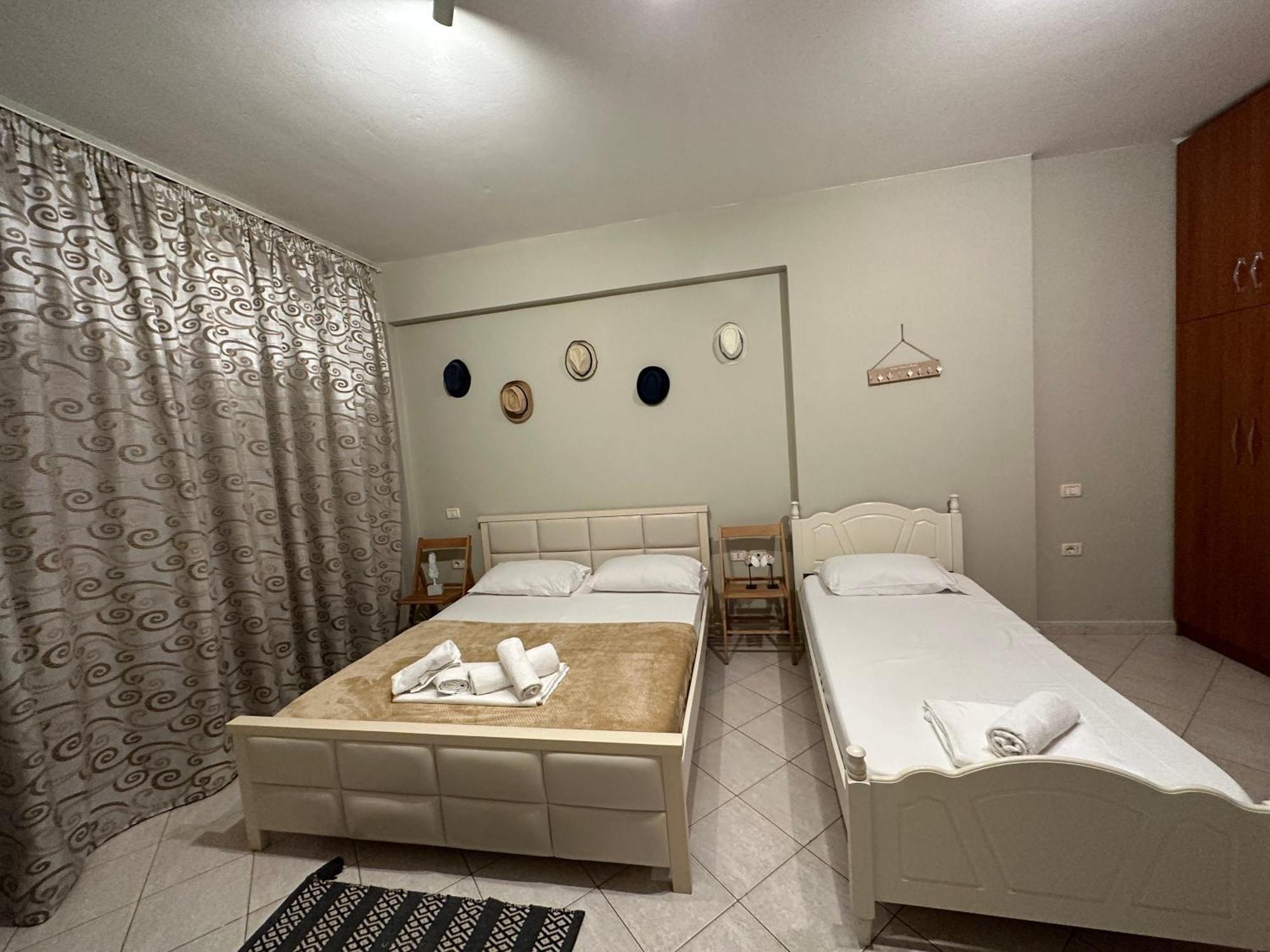 Rias Seaside Apartments Vlore Luaran gambar