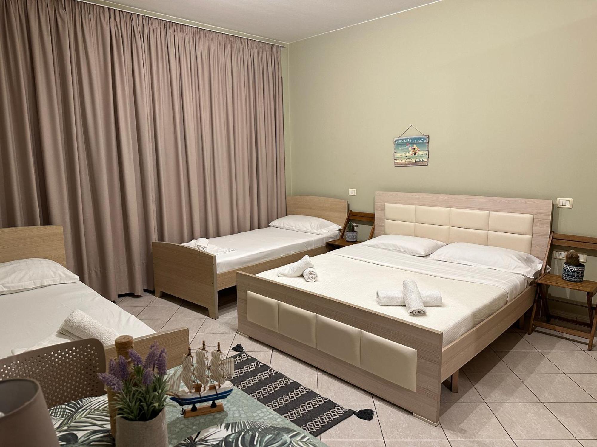 Rias Seaside Apartments Vlore Luaran gambar
